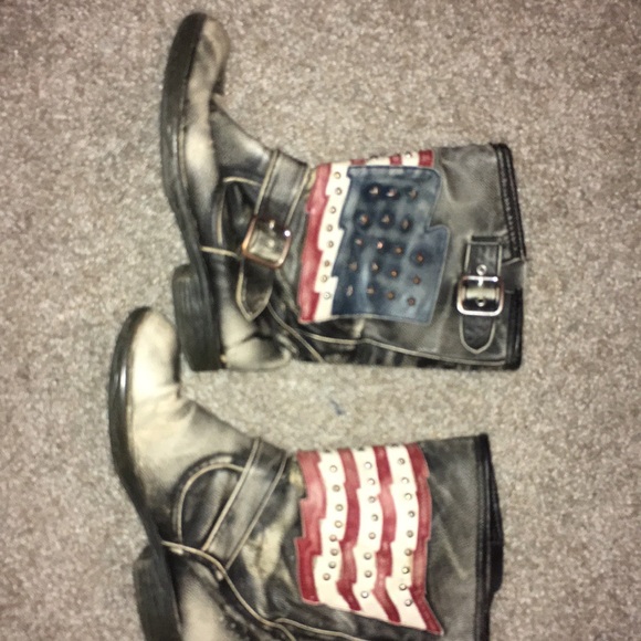 American Rag Boots - Picture 2 of 4